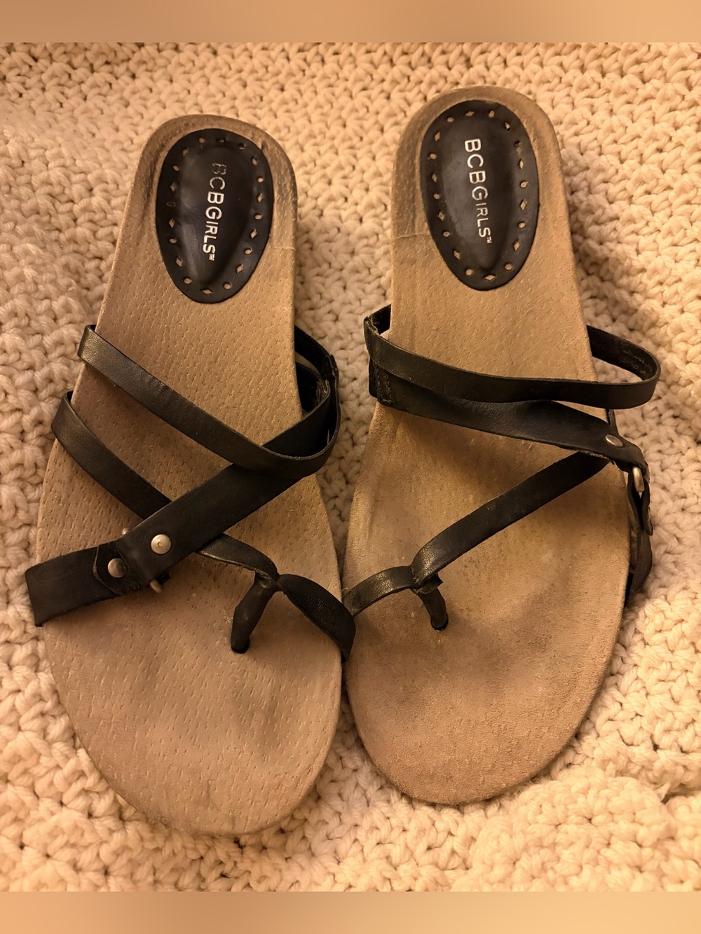 * BCBGirls Leather Black Strappy Toe-Ring Heeled Sandals SZ 10 *